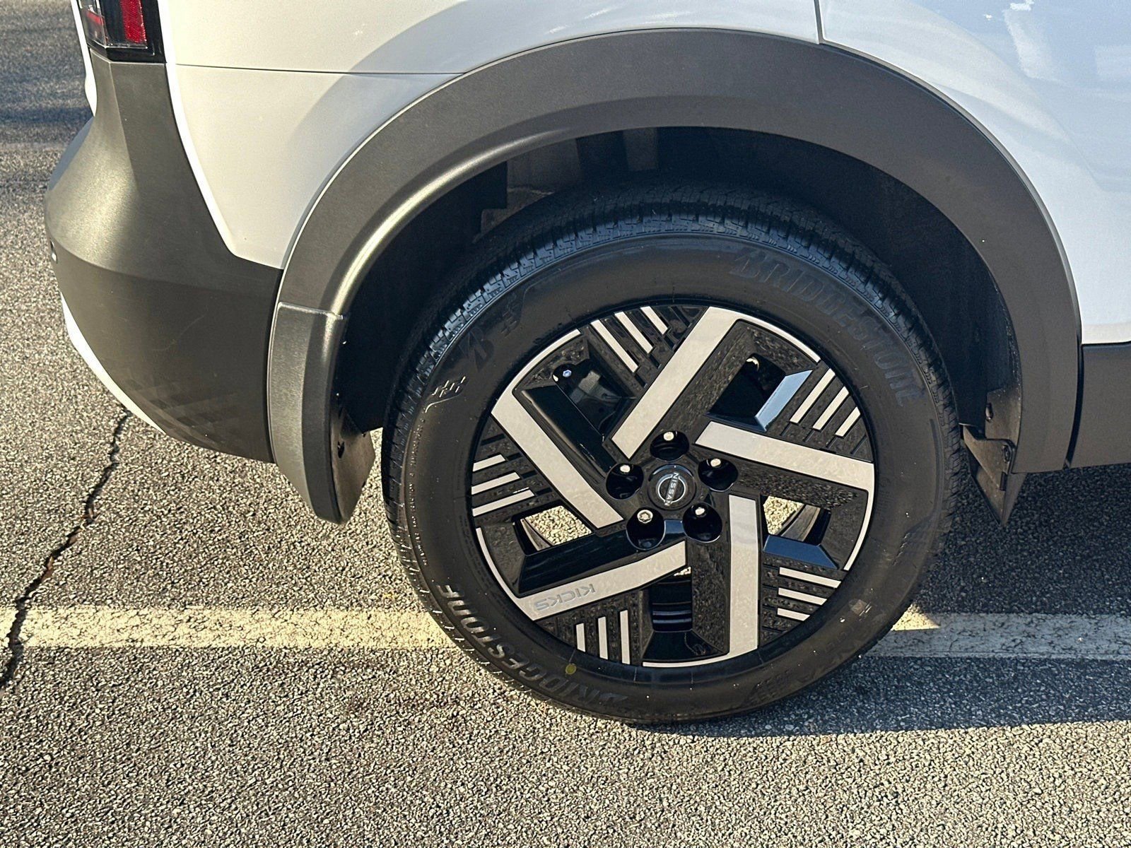 New 2026 Nissan Kicks SV w/ SV Premium Package image 17