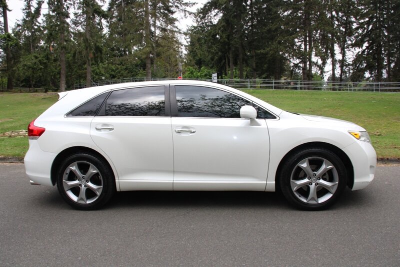 Used 2009 Toyota Venza AWD image 14
