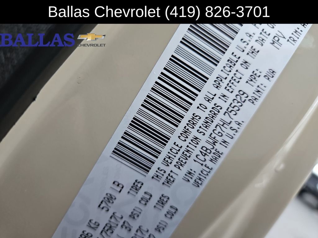 Used 2017 Jeep Wrangler Unlimited Rubicon w/ Cold Weather Group image 34