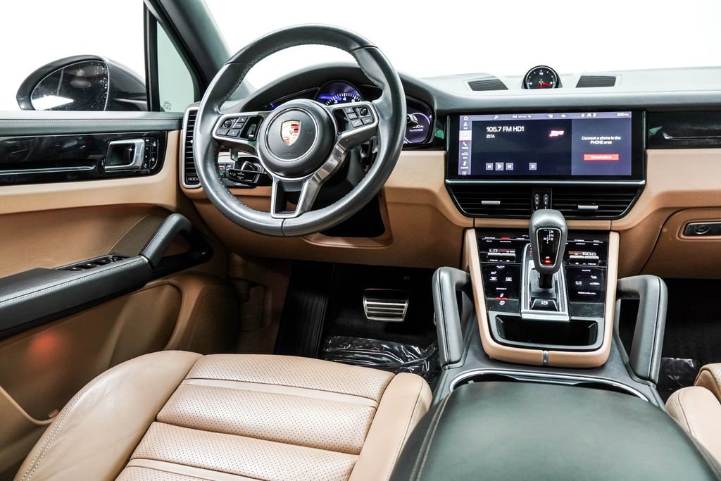 Used 2021 Porsche Cayenne S image 24