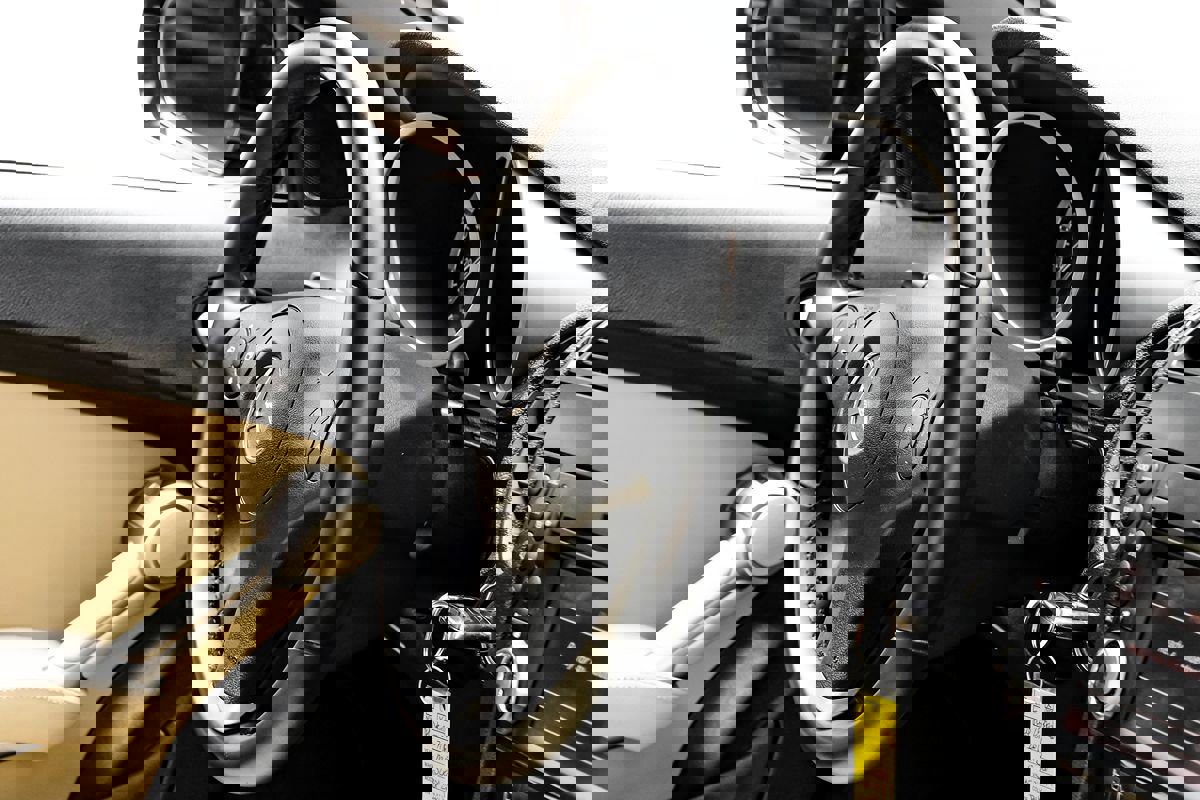 Used 2011 Mercedes-Benz SLK 300 image 17