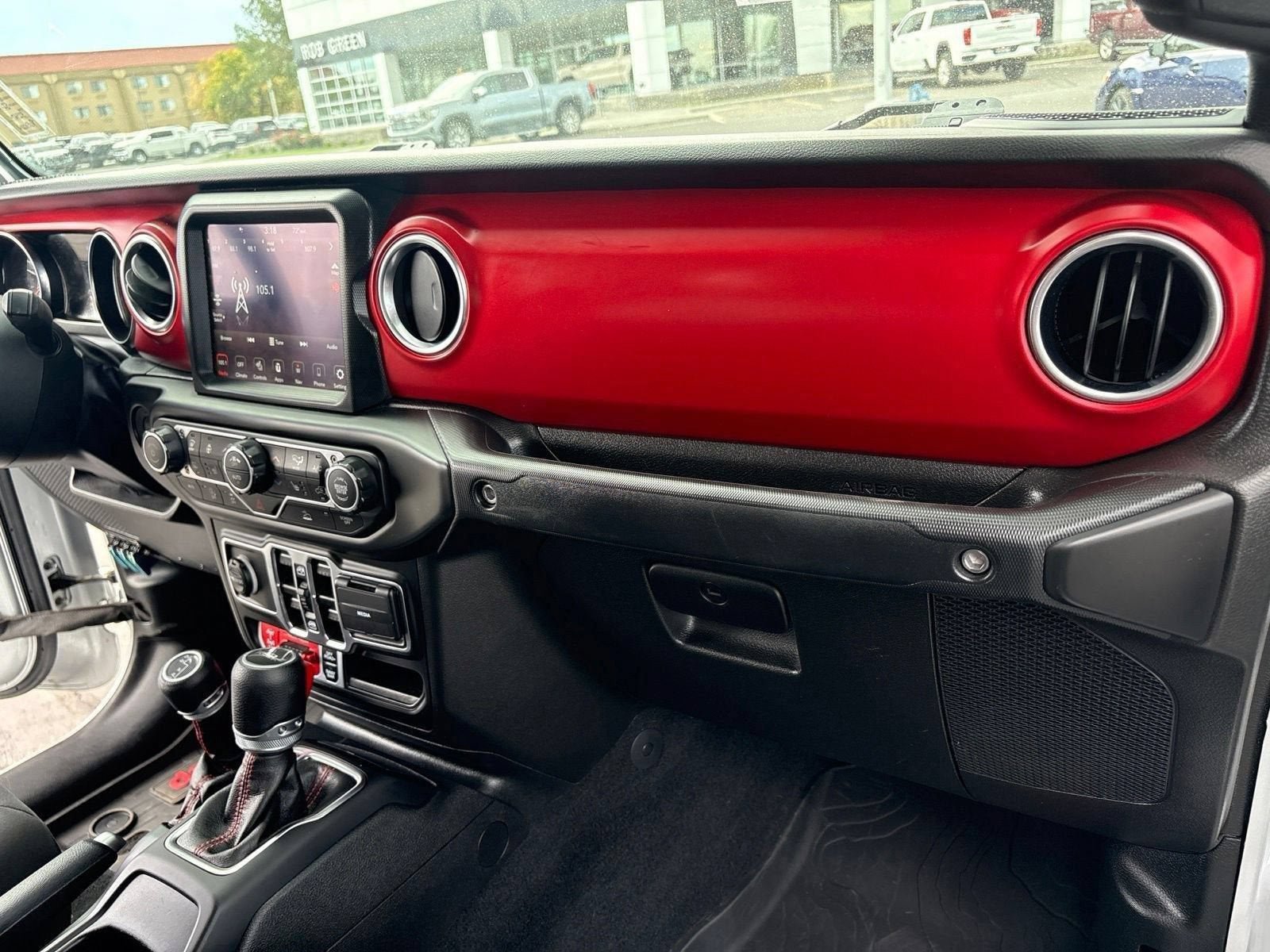 Used 2023 Jeep Gladiator Rubicon w/ Cold Weather Group AWD/4WD image 29
