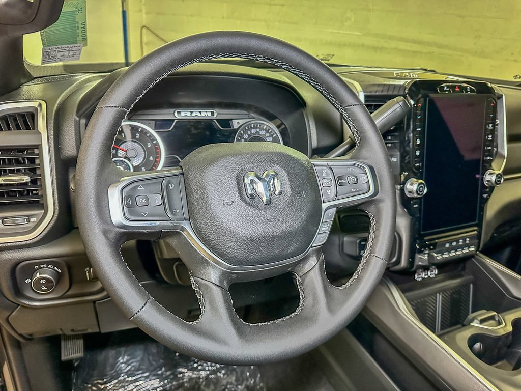 New 2026 RAM 2500 Big Horn AWD/4WD image 21