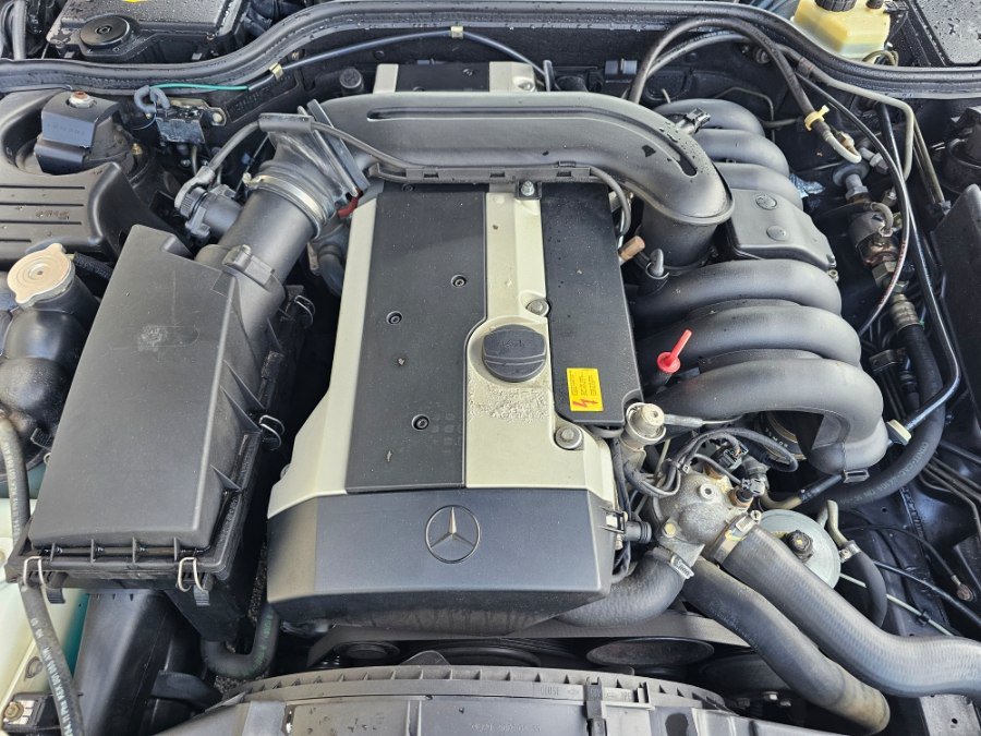 Used 1996 Mercedes-Benz SL 320 image 21