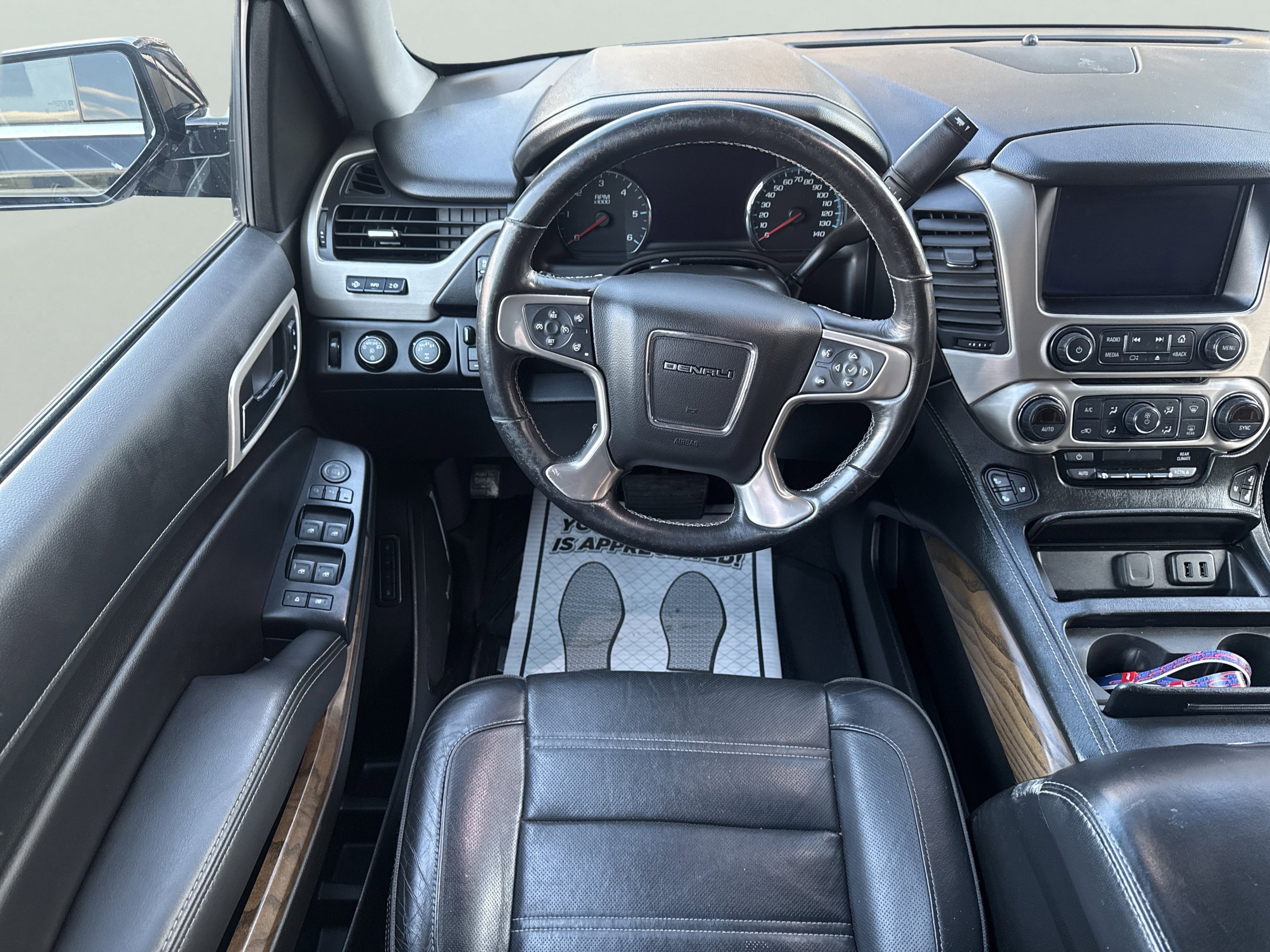 Used 2018 GMC Yukon XL Denali w/ Denali Ultimate Package image 18