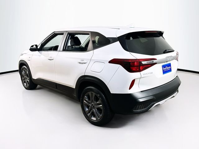 Used 2023 Kia Seltos LX AWD/4WD image 5