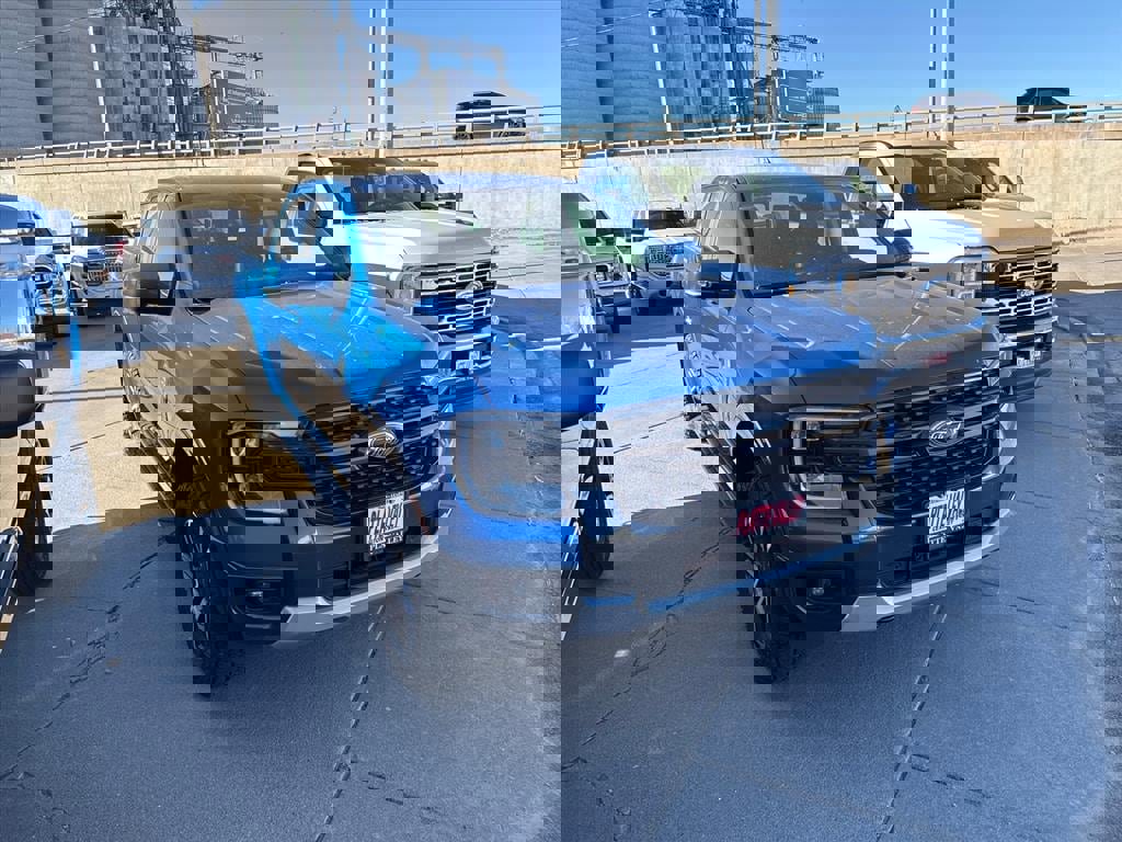 Used 2024 Ford Ranger Lariat w/ FX4 Off-Road Package image 2