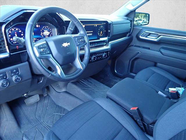 Used 2022 Chevrolet Silverado 1500 LT AWD/4WD image 8