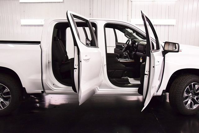 New 2026 Chevrolet Silverado 1500 RST image 33