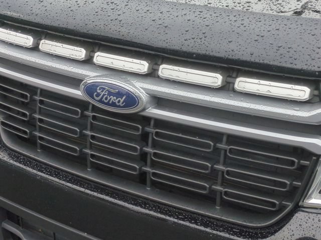 Used 2023 Ford Maverick Lariat w/ Lariat Luxury Package FWD image 36