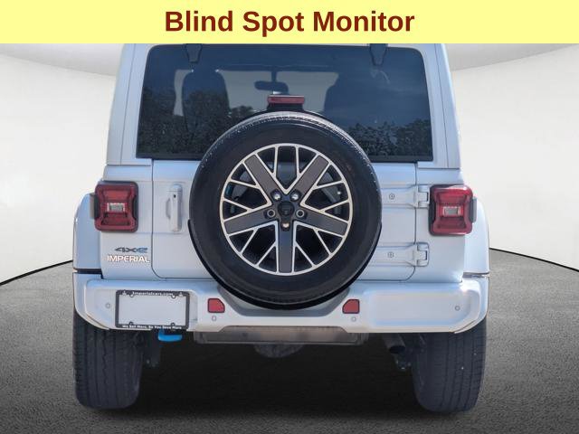 Used 2023 Jeep Wrangler Unlimited Sahara AWD/4WD image 6