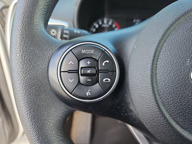 Certified 2021 Kia Soul S image 21