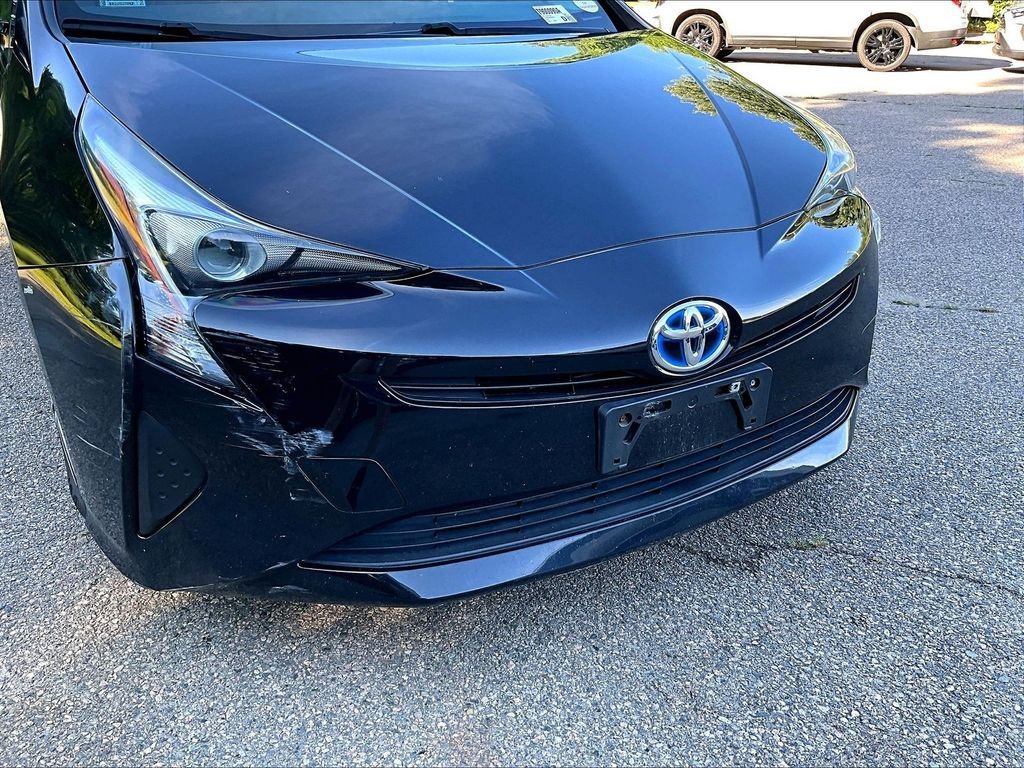 Used 2016 Toyota Prius Three FWD image 8