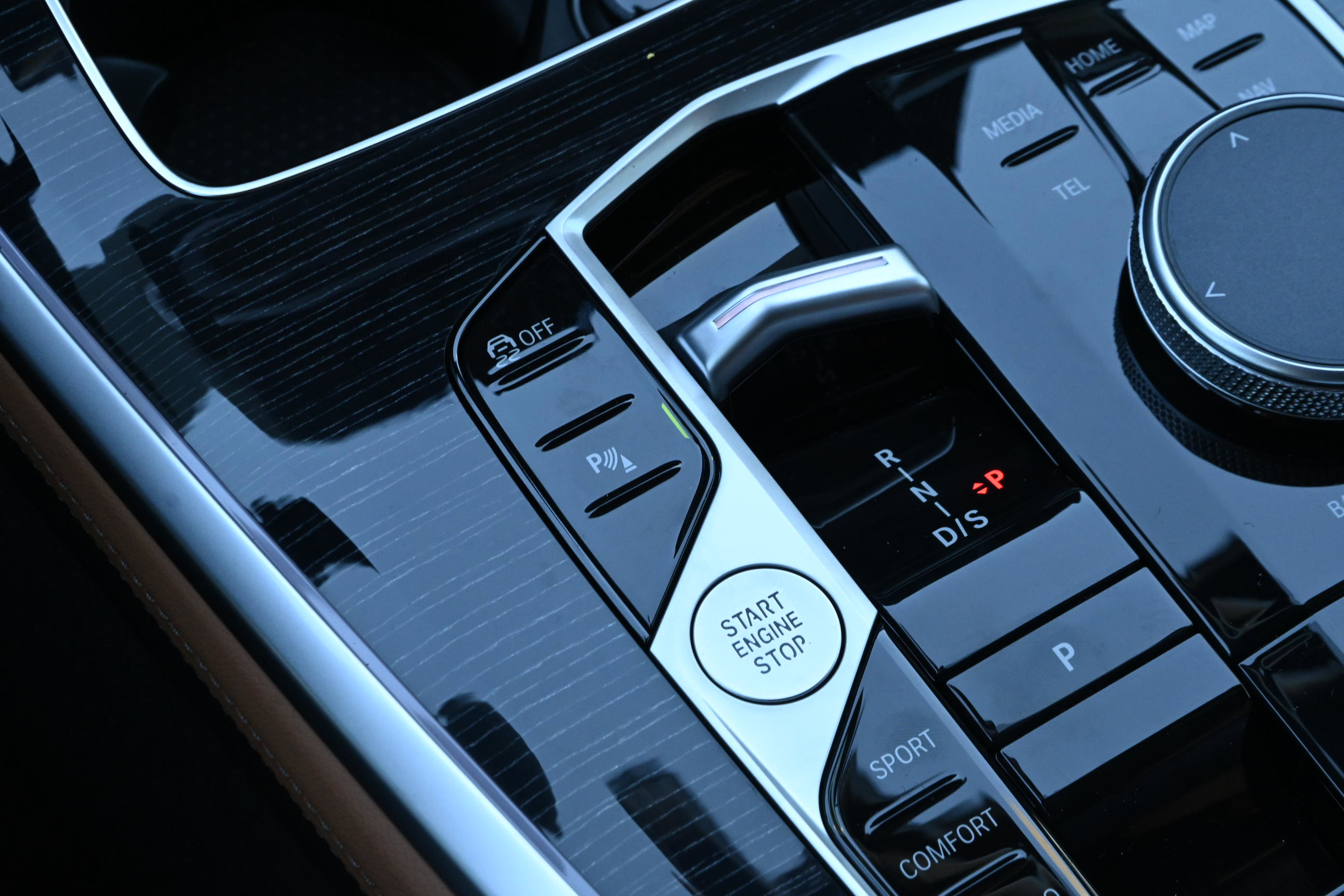 New 2026 BMW X5 xDrive40i AWD/4WD image 17