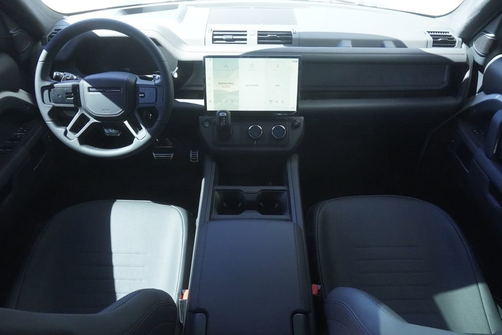 New 2026 Land Rover Defender 110 OCTA image 9