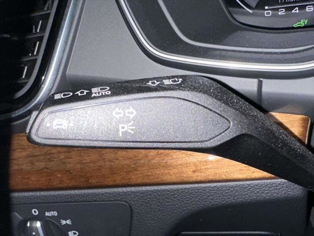 Used 2023 Audi Q5 e Premium Plus w/ Premium Plus Package AWD/4WD image 30