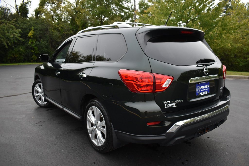 Used 2018 Nissan Pathfinder SL w/ SL Premium Package AWD/4WD image 8