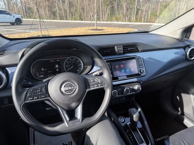 Used 2023 Nissan Versa SV FWD image 6