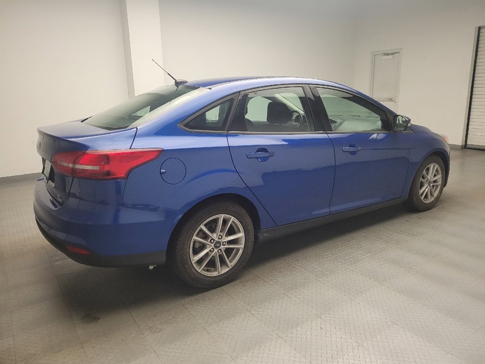 Used 2018 Ford Focus SE w/ Cold Weather Package FWD image 10
