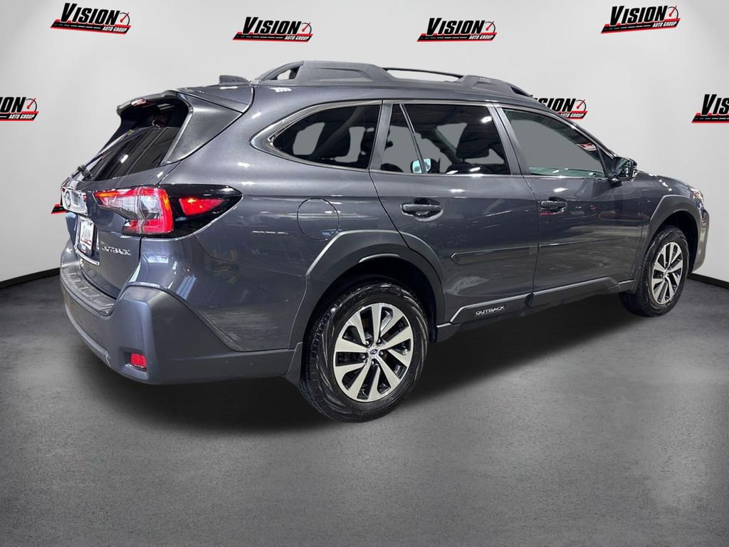 Used 2024 Subaru Outback Premium AWD/4WD image 5