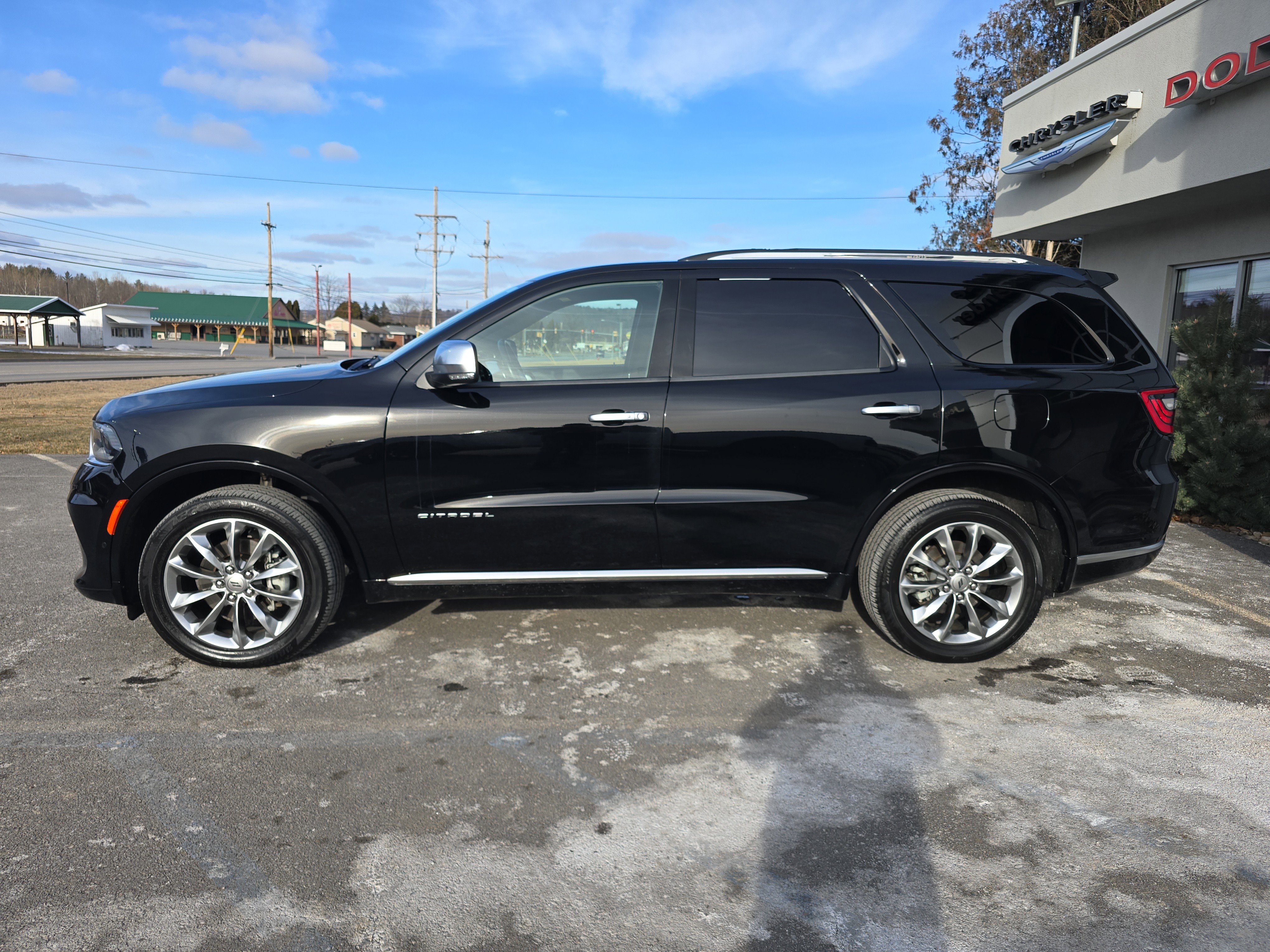 Used 2023 Dodge Durango Citadel image 7