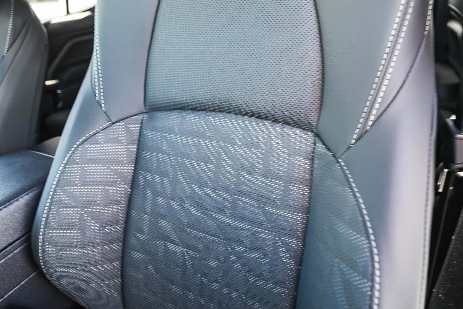 New 2026 Toyota 4Runner TRD Off-Road Premium AWD/4WD image 24