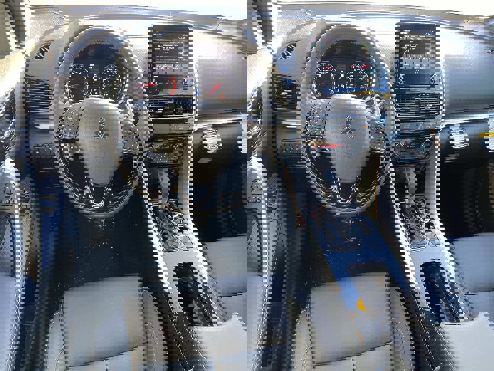 Used 2024 Mitsubishi Eclipse Cross SEL image 10