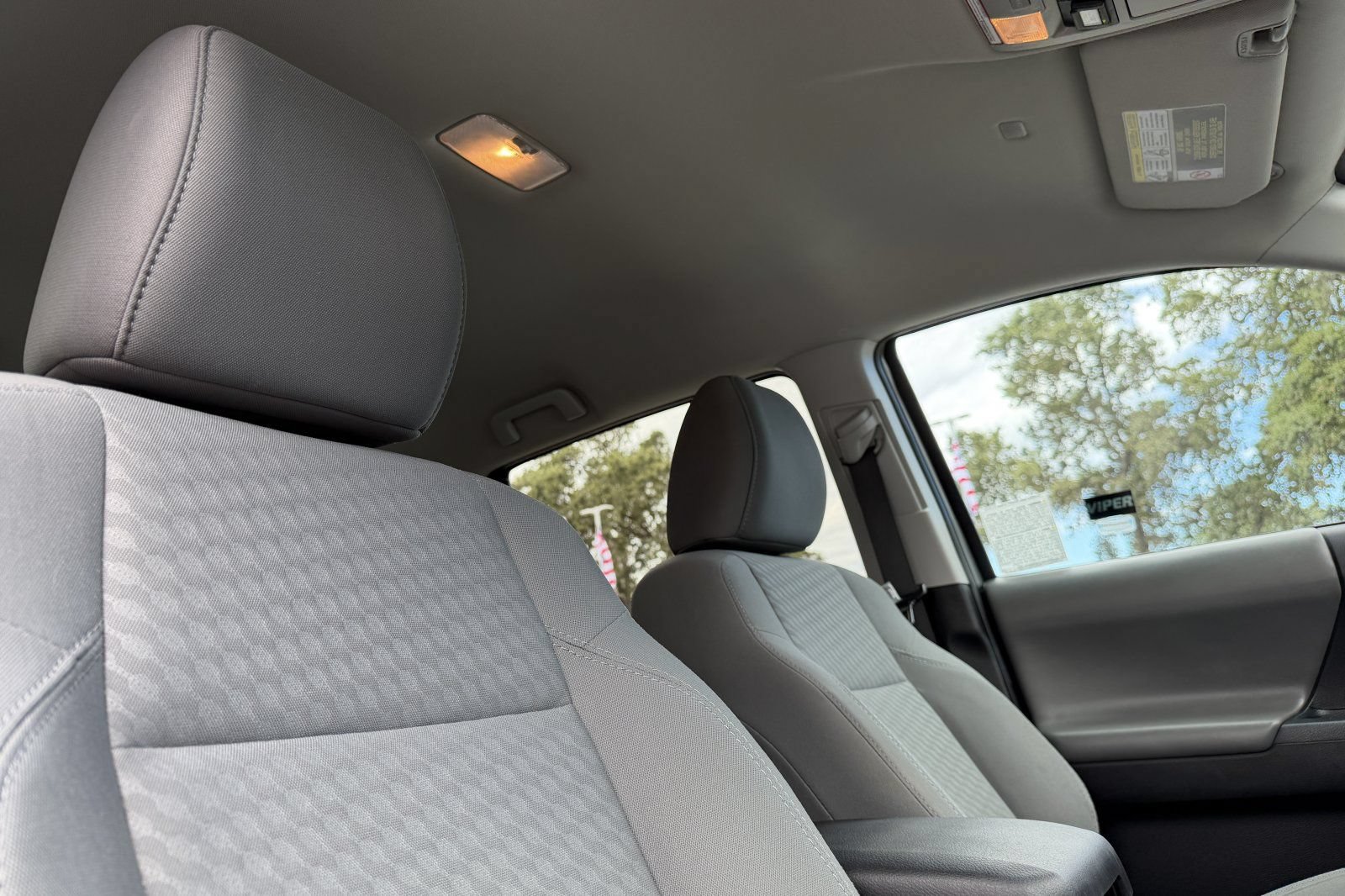 Used 2021 Toyota Tacoma SR RWD image 15