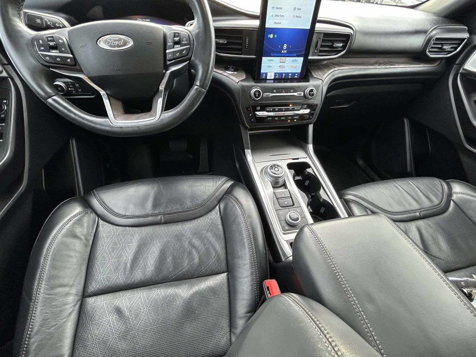 Used 2020 Ford Explorer Platinum w/ Premium Technology Package AWD/4WD image 15