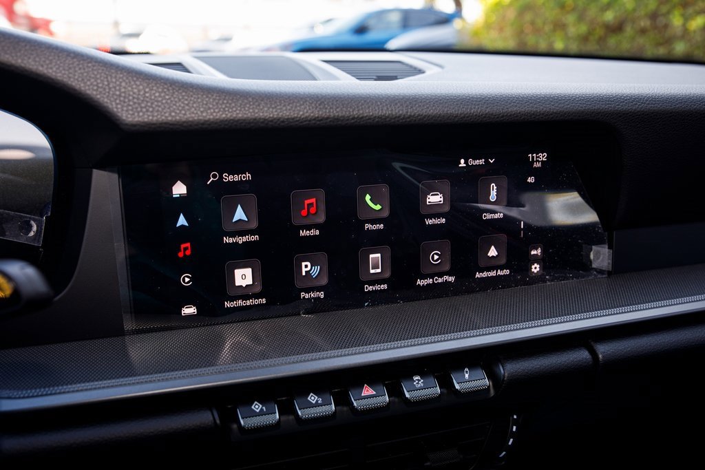 Used 2025 Porsche 911 Carrera image 16