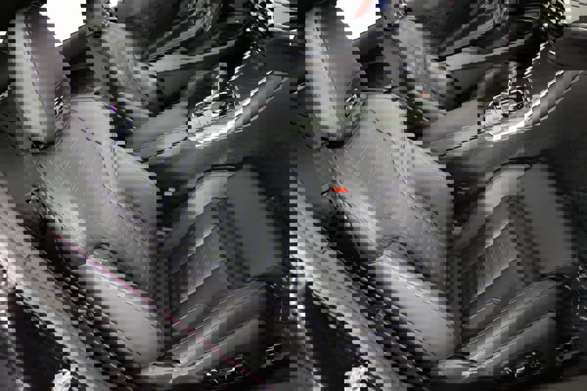 Used 2024 BMW M2 w/ Lighting Package image 40