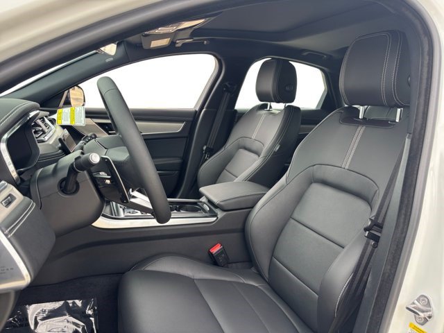 New 2024 Jaguar XF R-Dynamic SE AWD/4WD image 10