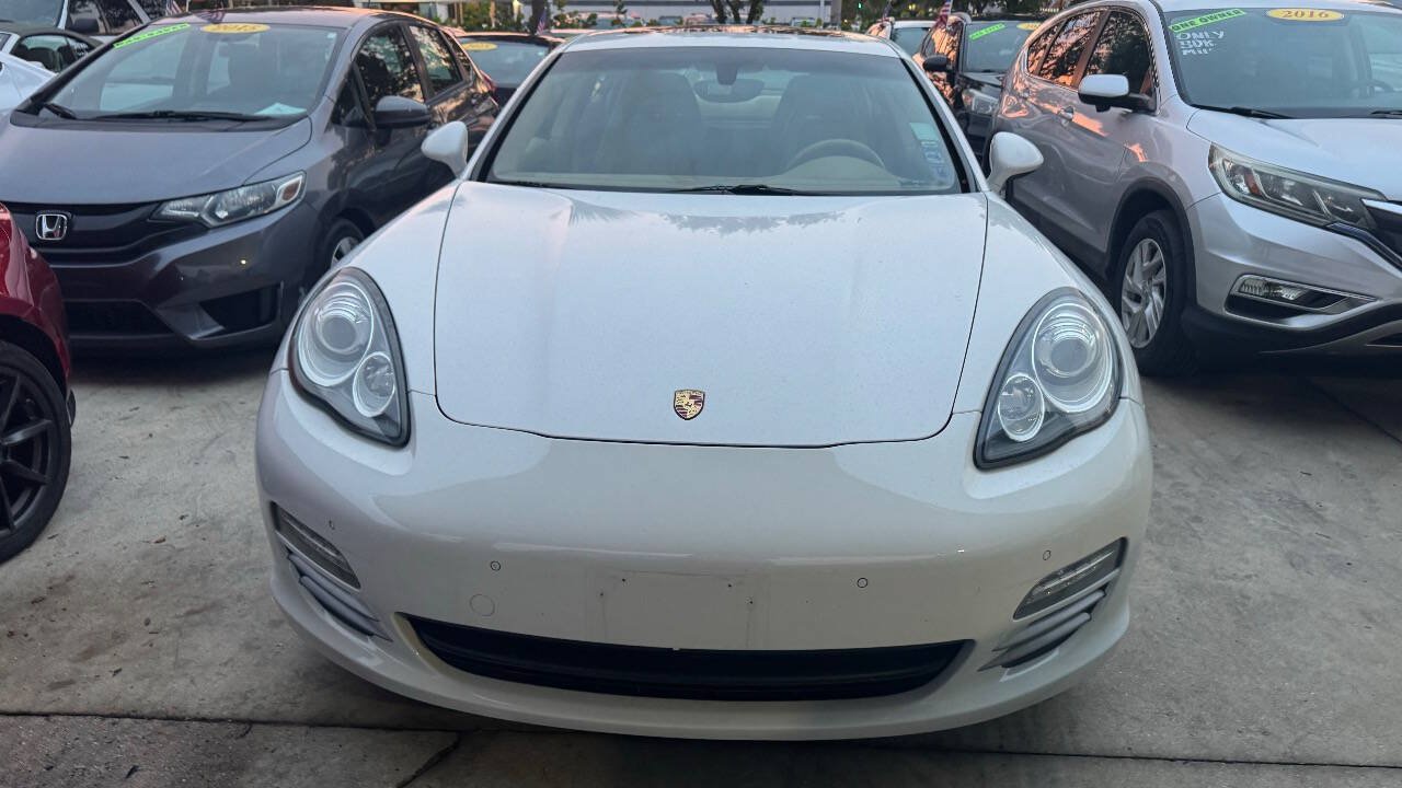 Used 2011 Porsche Panamera 4 AWD/4WD image 2