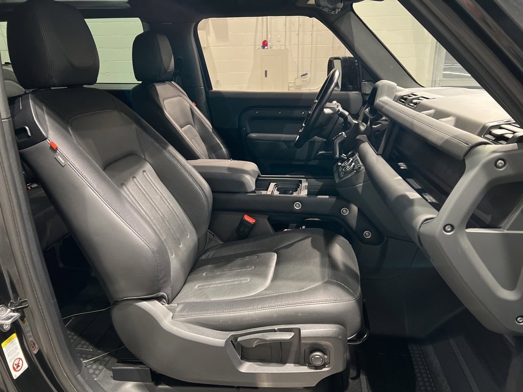 Used 2021 Land Rover Defender 90 X-Dynamic S image 27