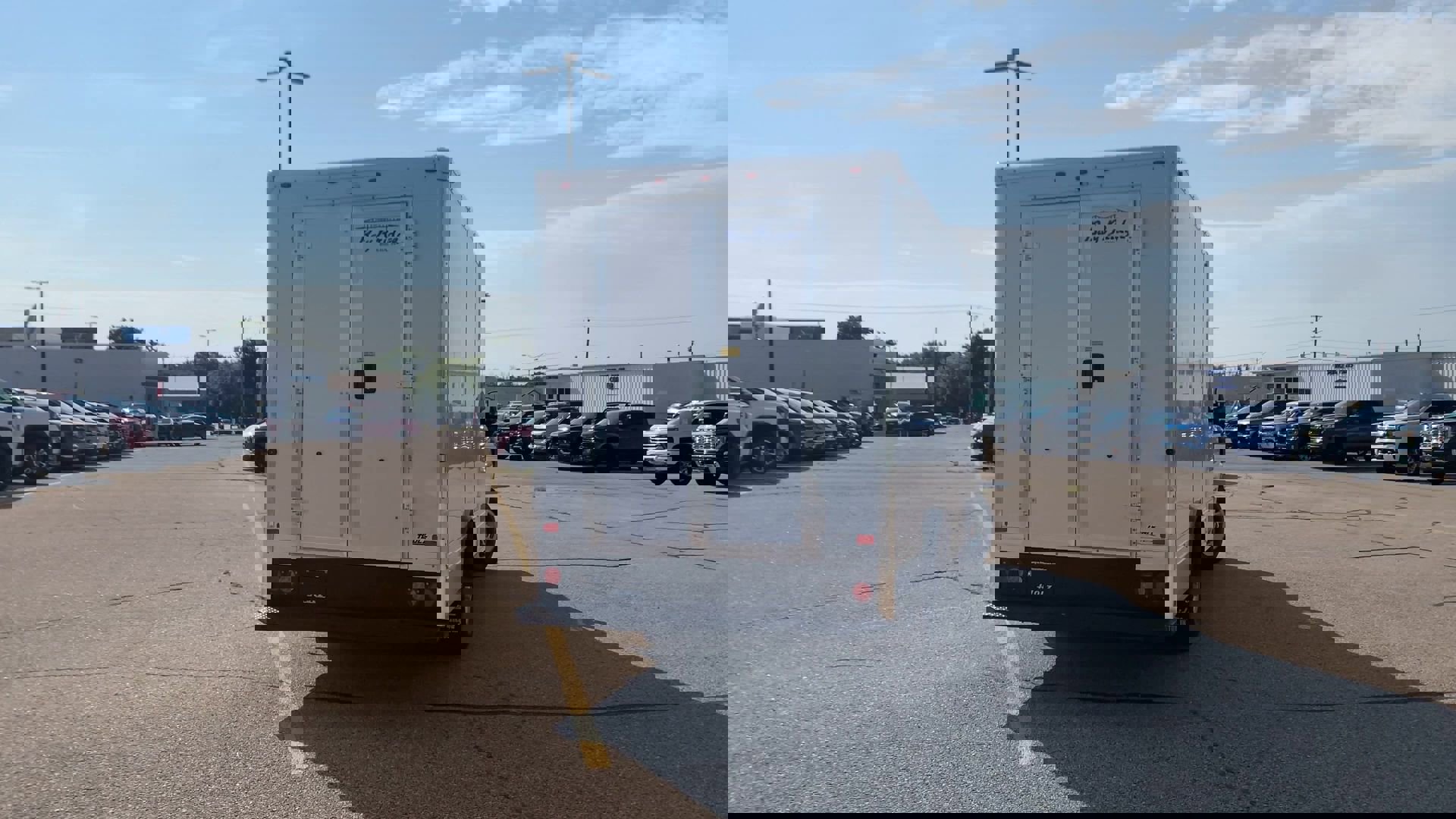 New 2025 GMC Savana 3500 1WT w/ Power Convenience Package image 31