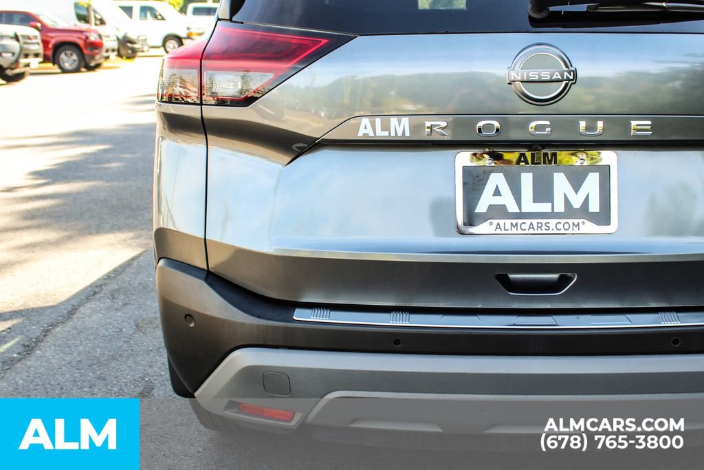Used 2022 Nissan Rogue SV FWD image 13