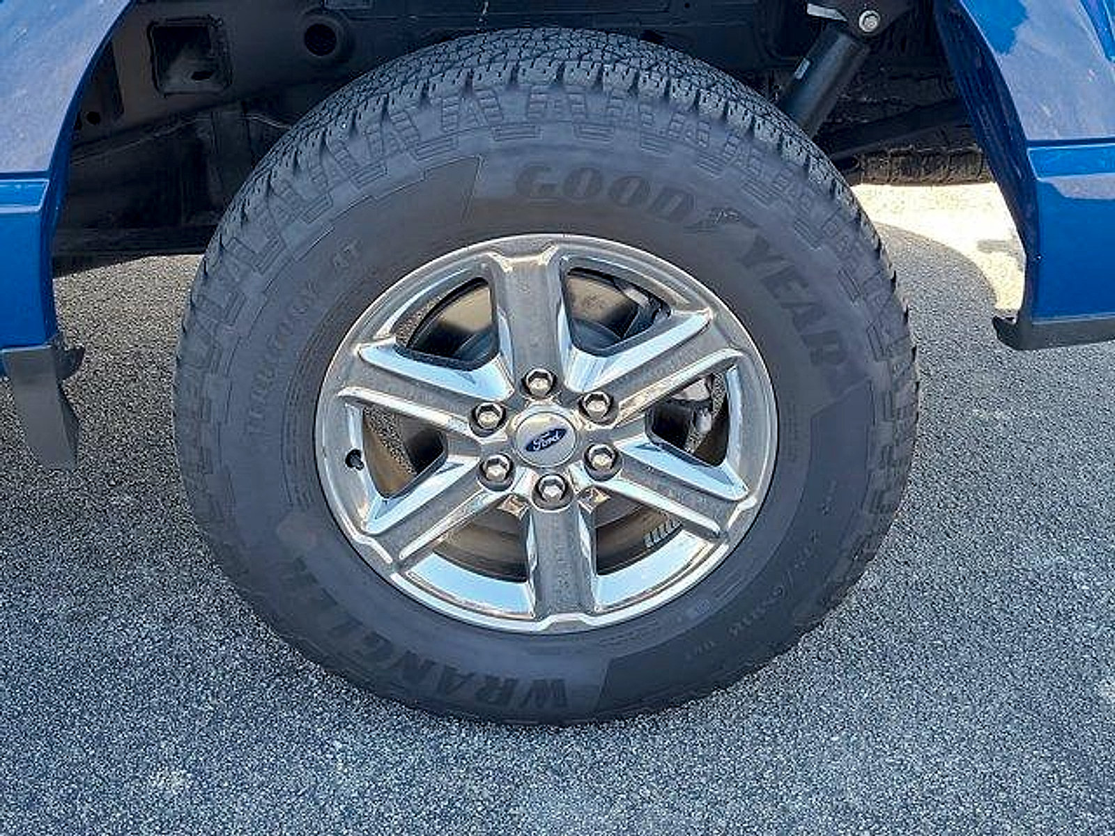 Used 2025 Ford F150 XLT w/ Equipment Group 301A Standard AWD/4WD image 11