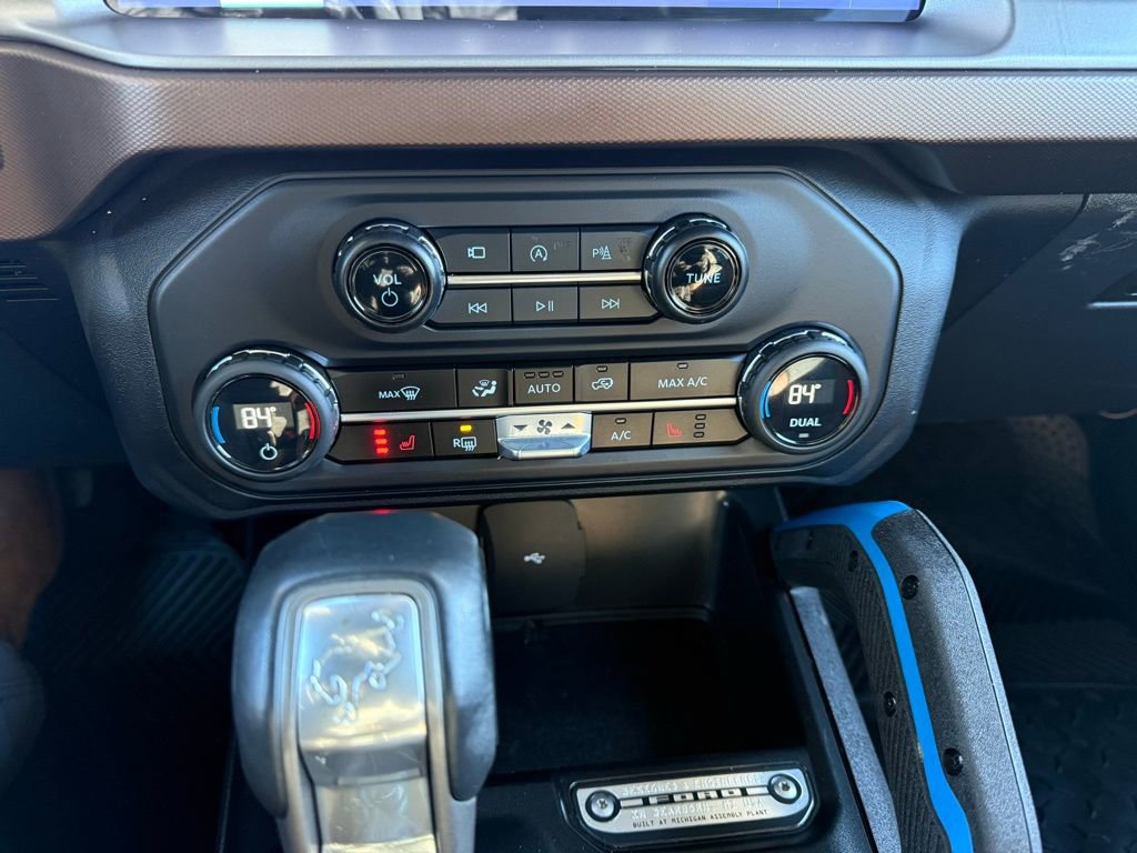 Used 2023 Ford Bronco Outer Banks image 20