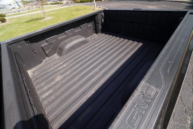 Used 2024 GMC Sierra 2500 Denali Ultimate image 13