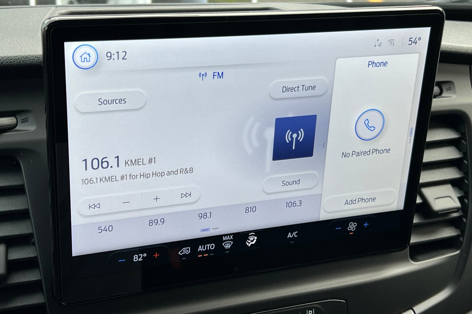 New 2026 Ford E-Transit 148 Medium Roof w/ Load Area Protection Package image 18