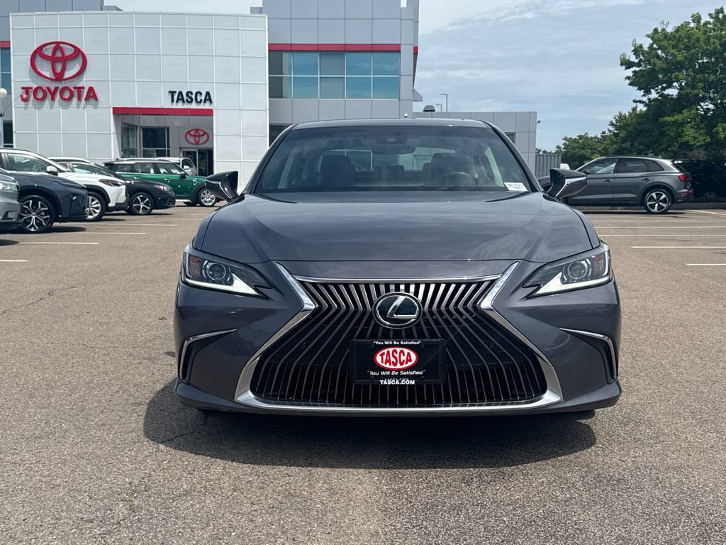 Used 2020 Lexus ES 350 w/ Premium Package FWD image 2