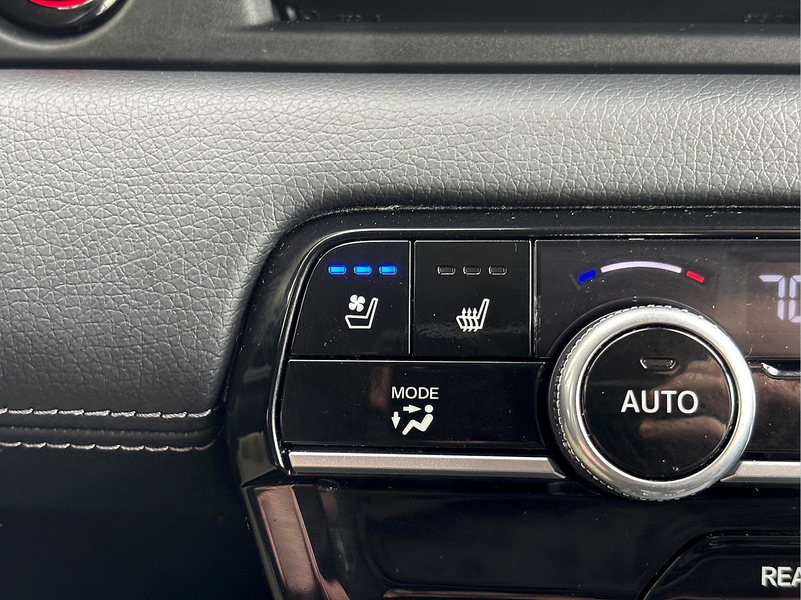 Certified 2024 Honda Pilot Elite image 29