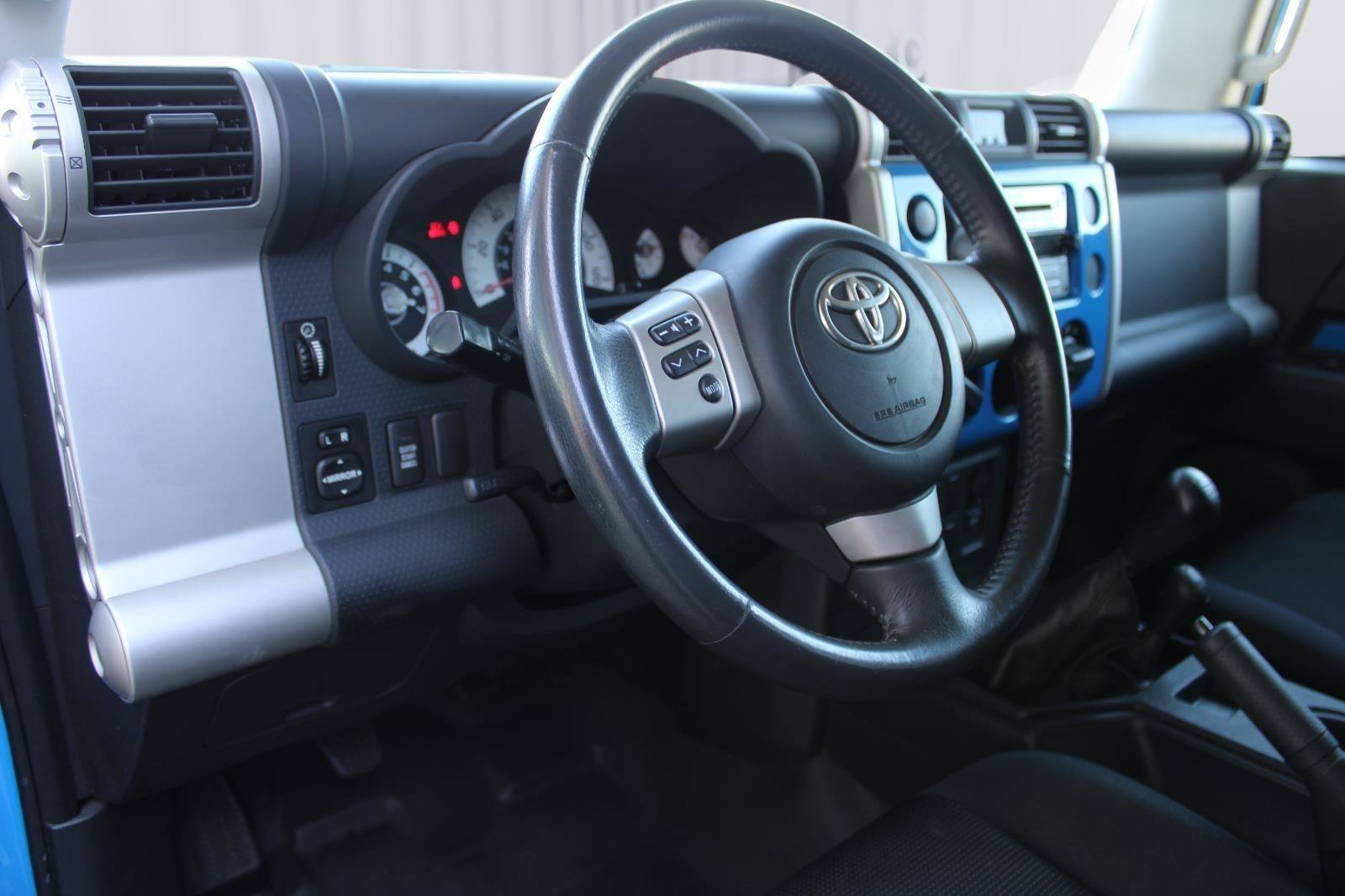 Used 2007 Toyota FJ Cruiser 4WD image 14