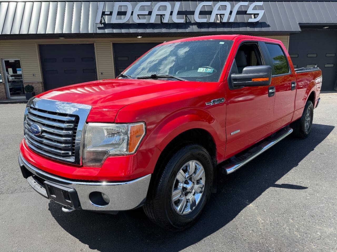 Used 2011 Ford F150 XLT w/ XLT Chrome Pkg AWD/4WD image 1