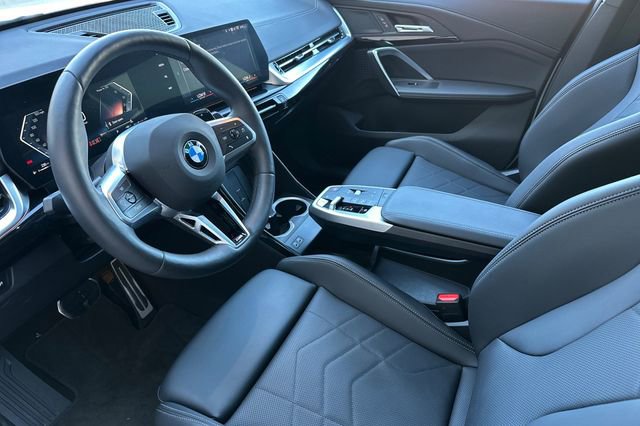 Used 2025 BMW X2 xDrive28i w/ M Sport Package AWD/4WD image 10