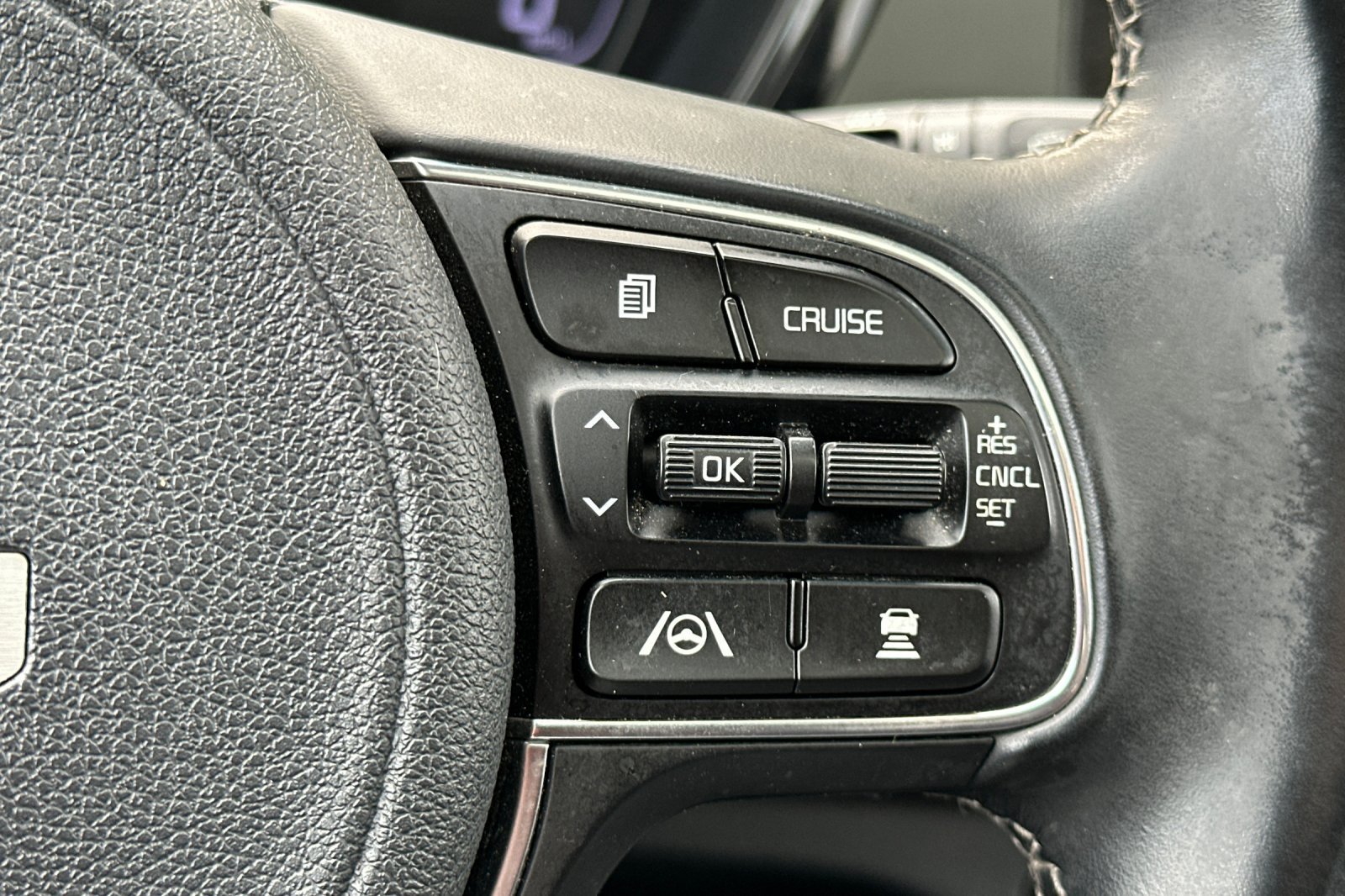 Certified 2022 Kia Niro EX Premium FWD image 30