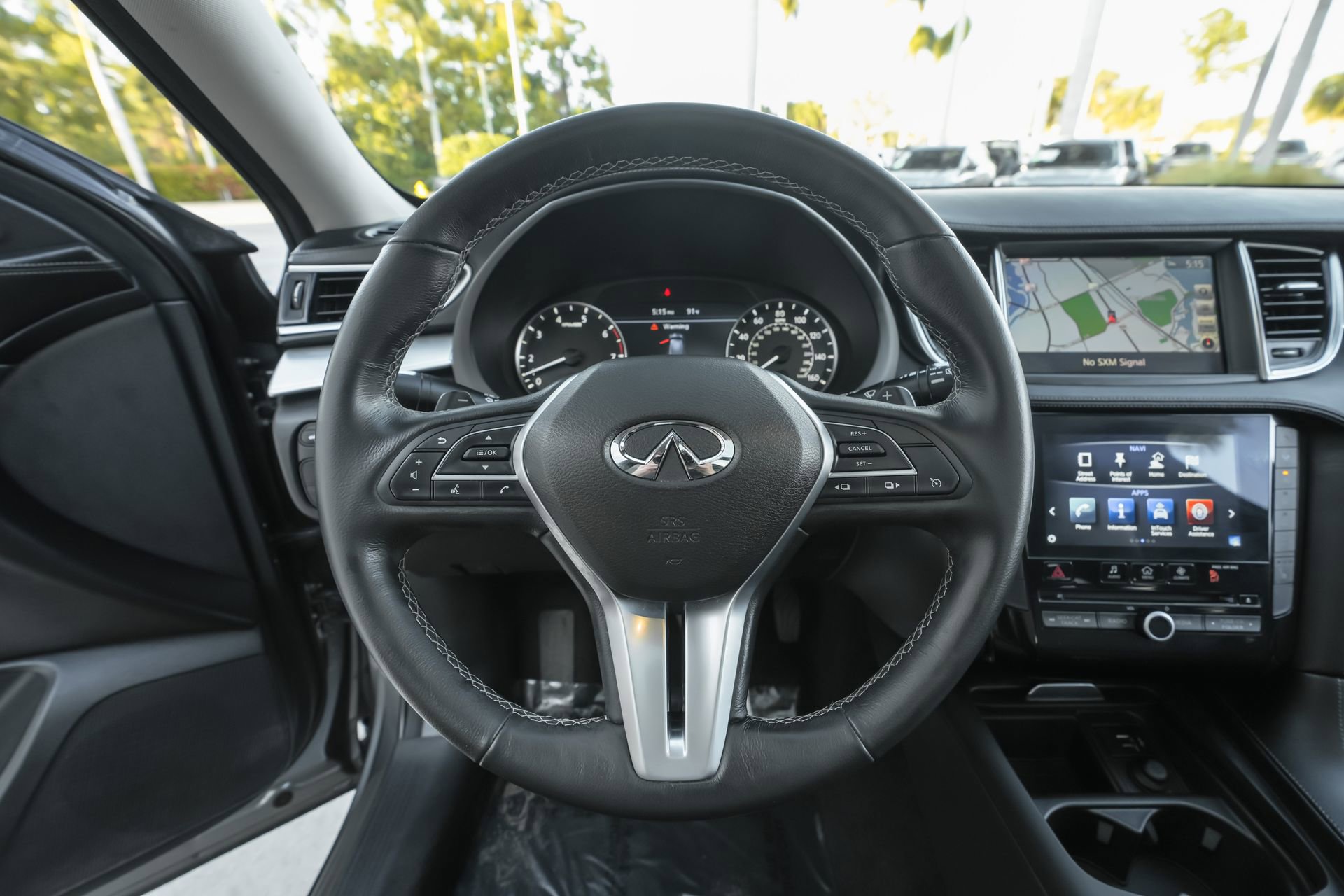 Used 2019 INFINITI QX50 Luxe w/ Navigation Package image 9