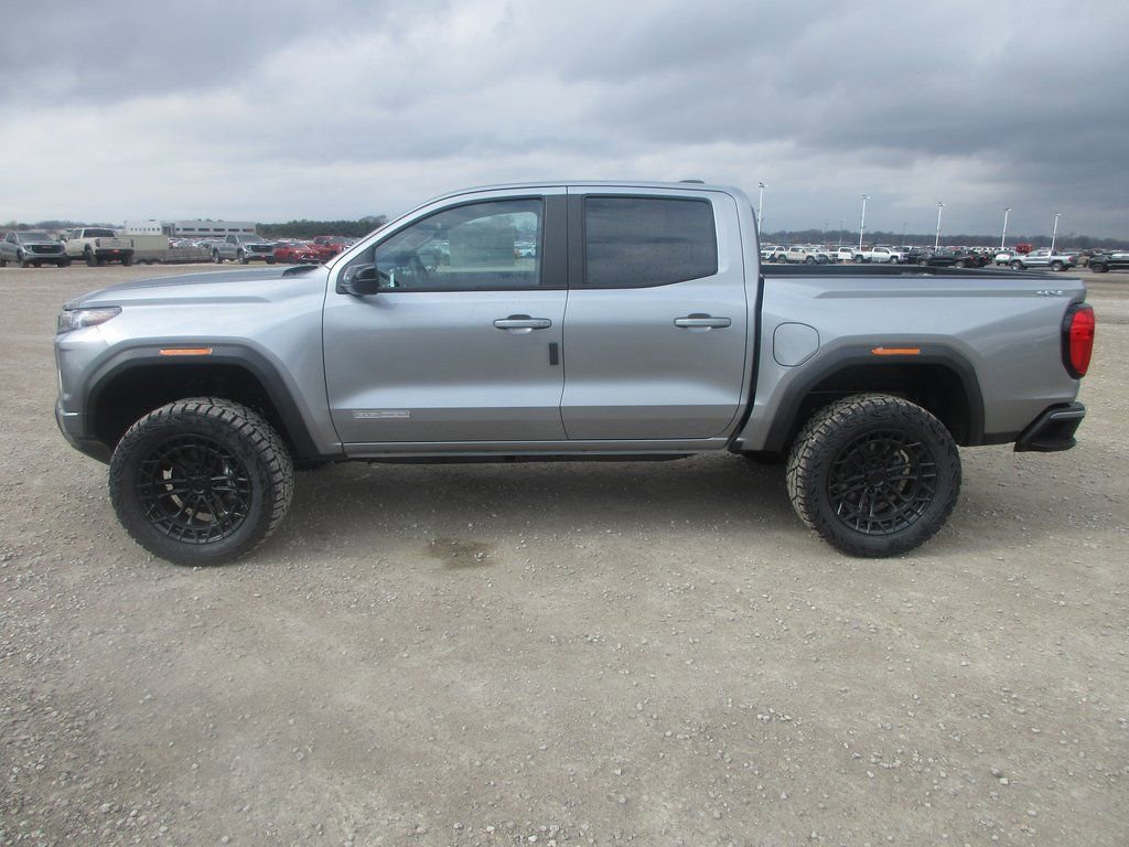 New 2026 GMC Canyon Elevation w/ Convenience Package image 9