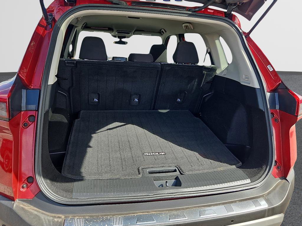 Used 2021 Nissan Rogue SV FWD image 9
