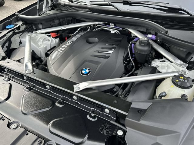 Certified 2024 BMW X5 xDrive40i w/ M Sport Package AWD/4WD image 17